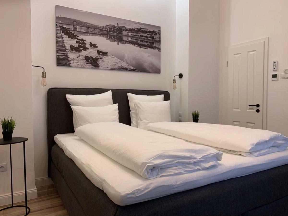 בודפשט Luxury Apartment By Hi5 - Kalman Imre Suite מראה חיצוני תמונה