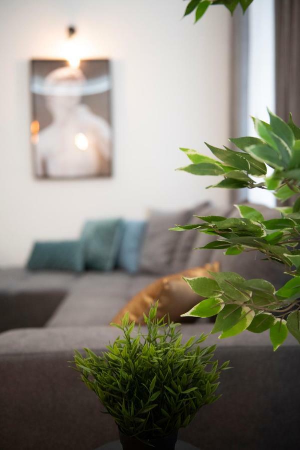 בודפשט Luxury Apartment By Hi5 - Kalman Imre Suite מראה חיצוני תמונה