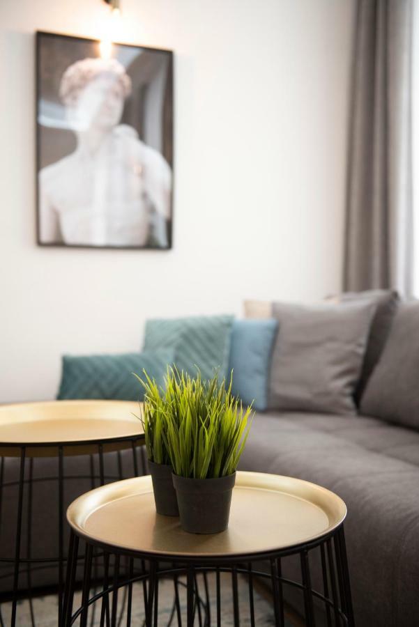 בודפשט Luxury Apartment By Hi5 - Kalman Imre Suite מראה חיצוני תמונה